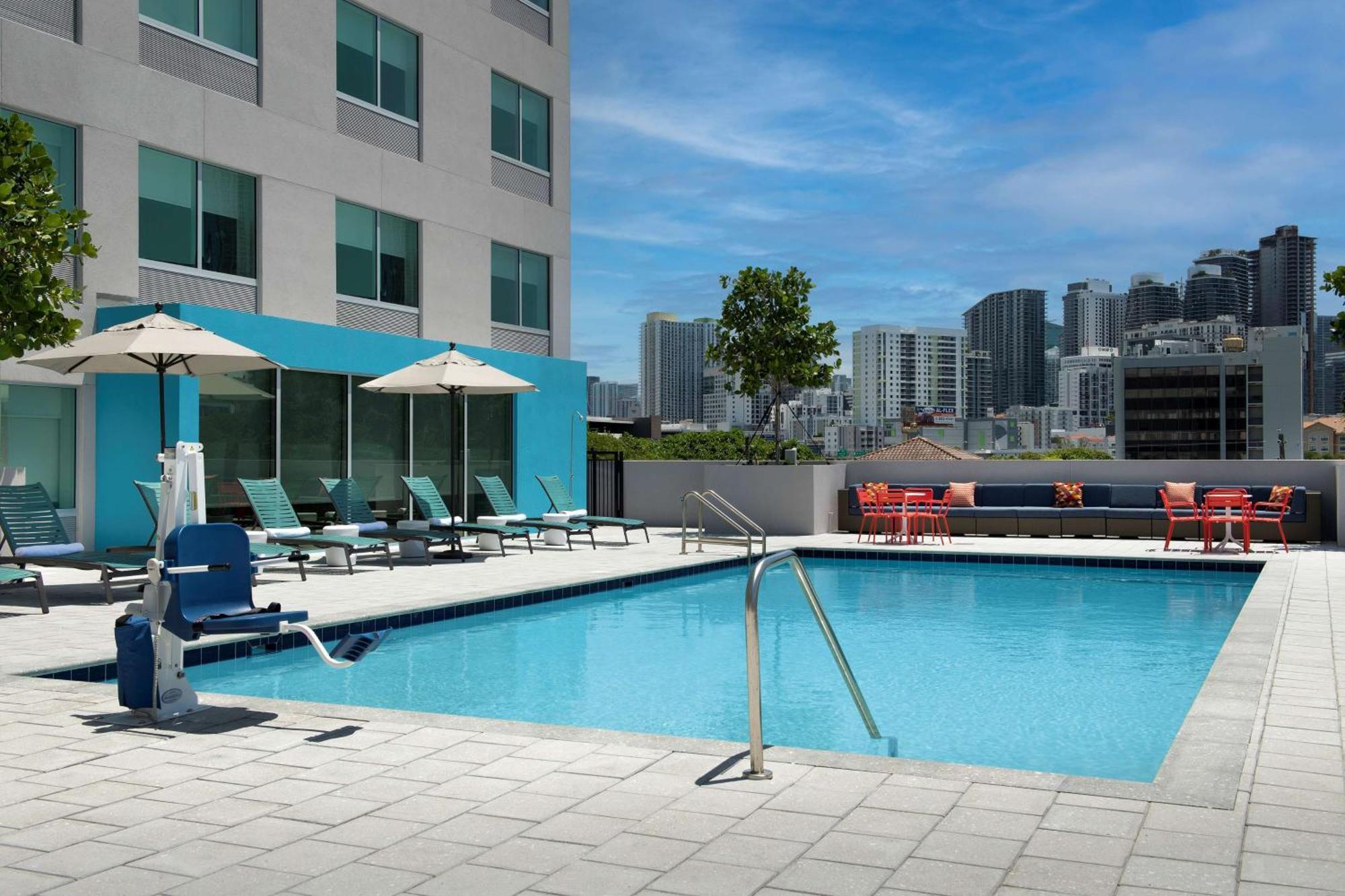 Tru By Hilton Miami West Brickell Hotell Eksteriør bilde